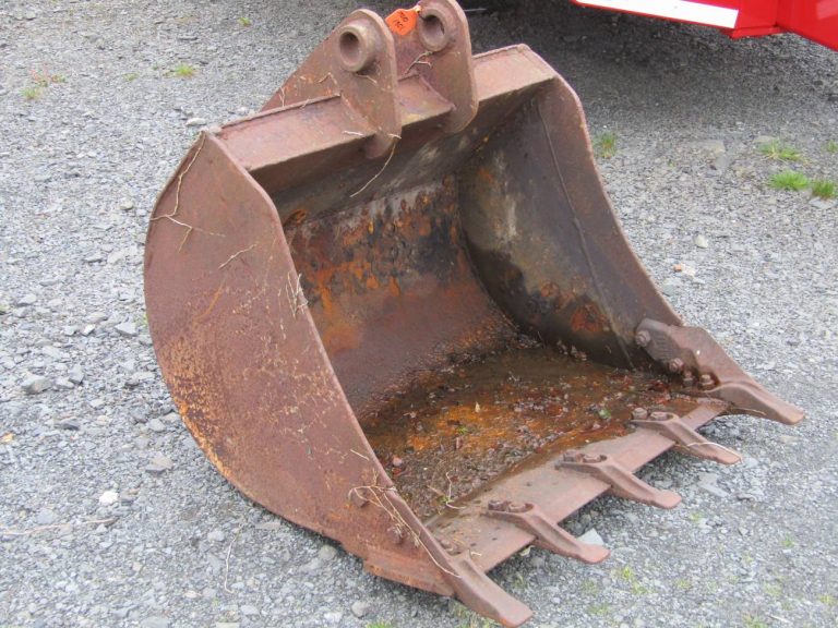 33″ Digging Bucket