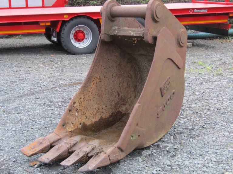 29″ Digging Bucket