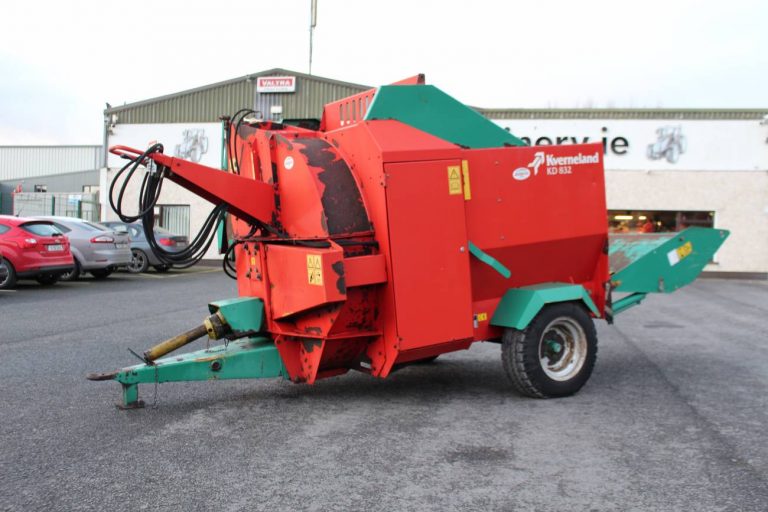 Kverneland KD832 Bale Shredder