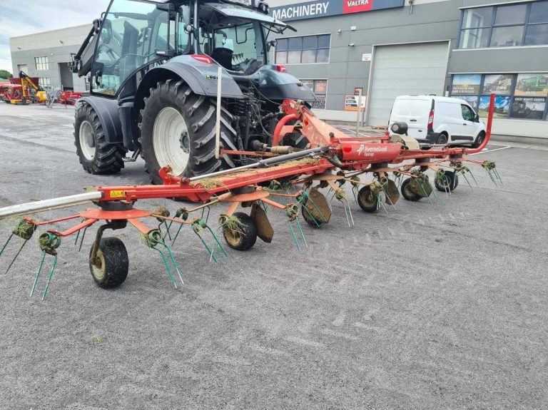 Kverneland 8576 Tedder