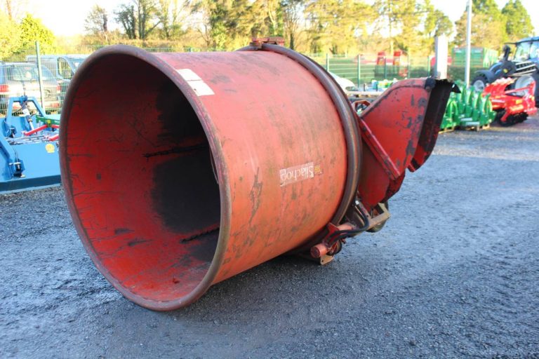 Kverneland Silachop Straw Chopper