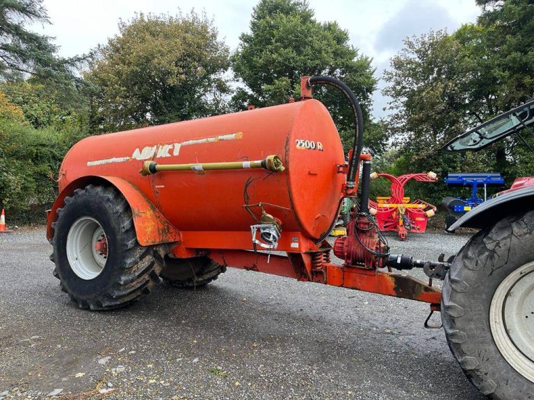 Abbey 2500 Gallon Tanker