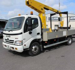 Hino 300-815 Reach Truck