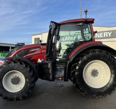 Valtra T155 Active
