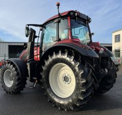Valtra T155 Active