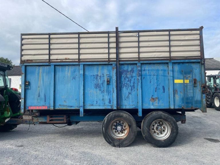 18 ft Eureka Grain and Silage Trailer