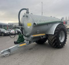 Major 1500 Gallon Vacuum Tank