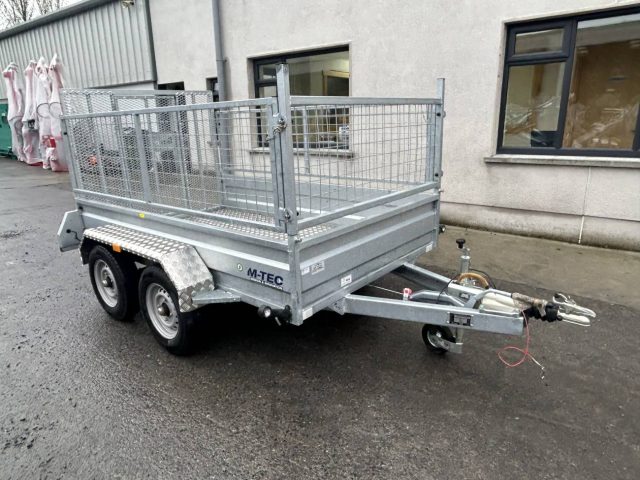 M-TEC 8 x 5 Trailer