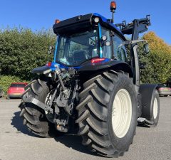 Valtra G135 Active c/w G4S Loader