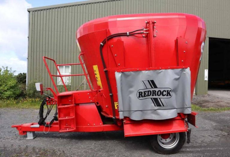 Redrock 14VM Single Auger Feeder