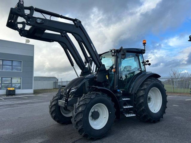 Valtra G135 Active