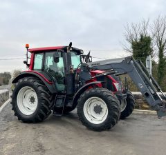 Valtra N123 c/w Q45 Loader