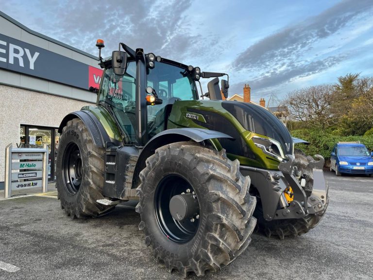 Valtra T215 Active