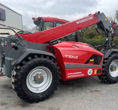 Weidemann T7042 Loader