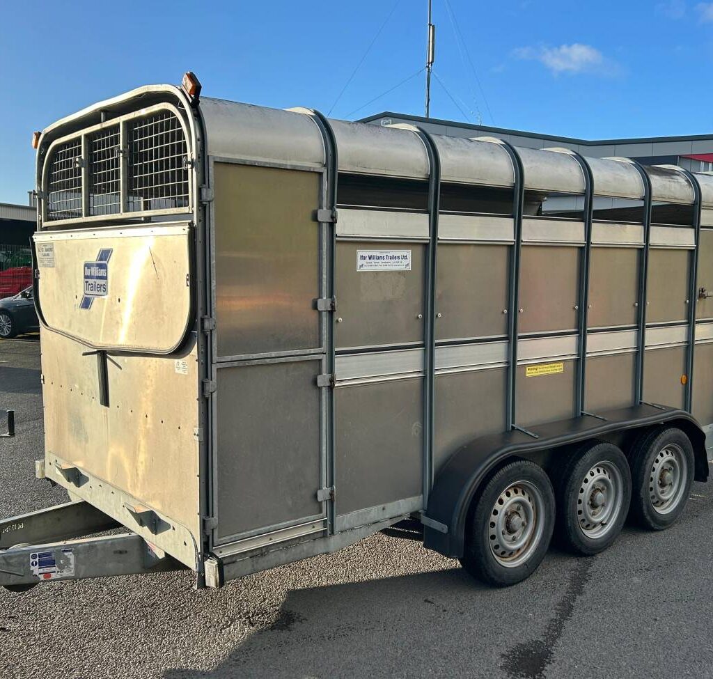 Ifor Williams 14ft Tri Axle Livestock Trailer