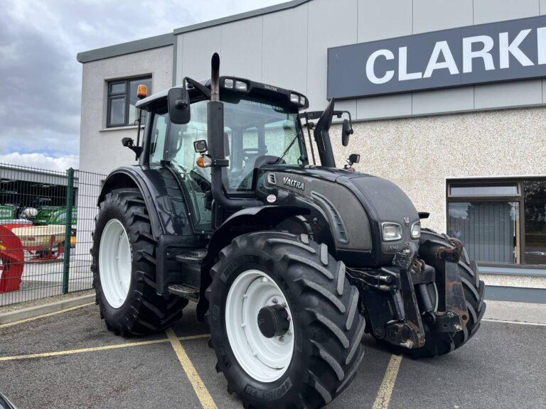 Valtra N142 Versu