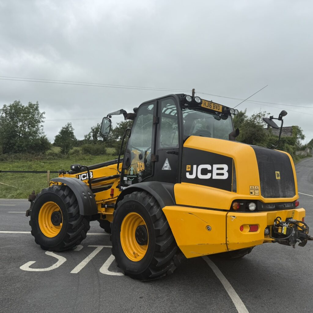 JCB TM320s Loader