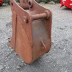 16″ Digging Bucket