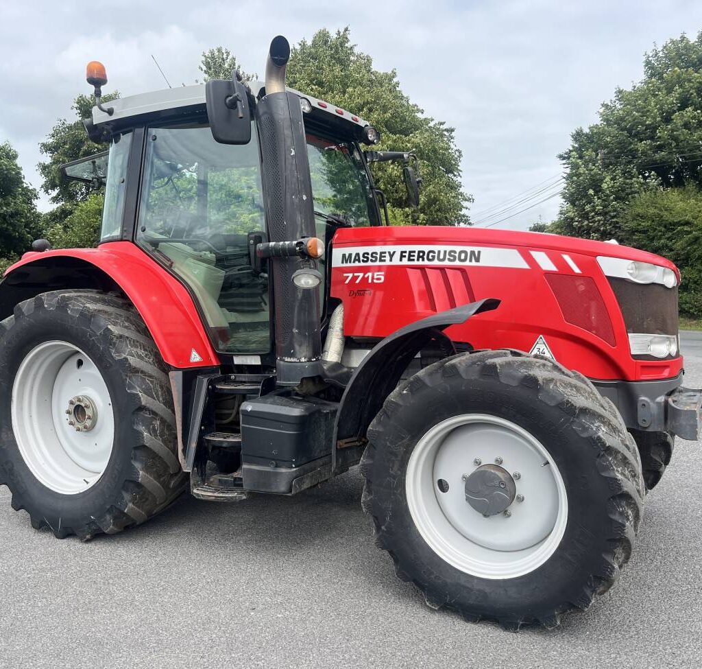 Massey Ferguson 7715