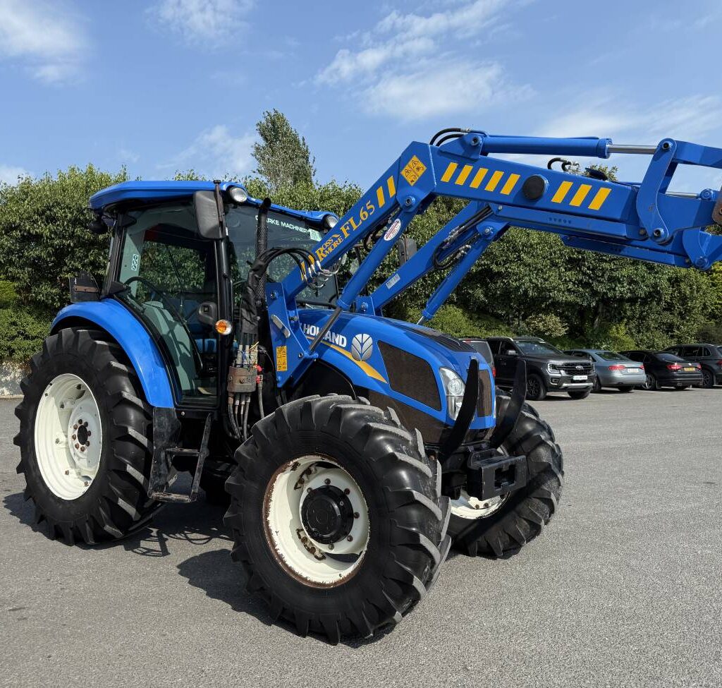 New Holland TD5.105