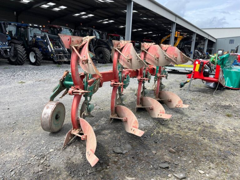 Kverneland Reversible 4 Furrow ED Plough