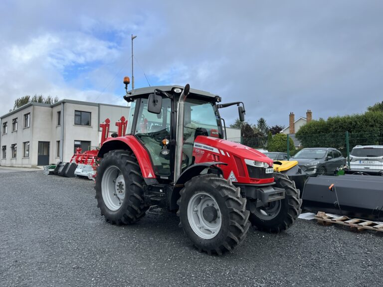 Massey Ferguson 5610