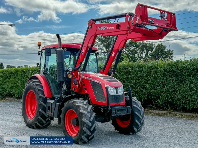 Zetor Proxima HS120 with Loader