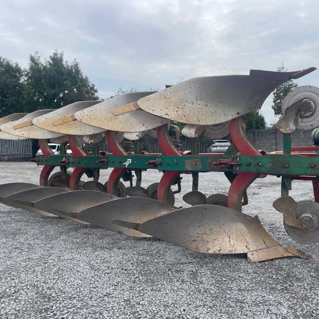 Kverneland ED 85-200 5 Furrow Reversible Plough