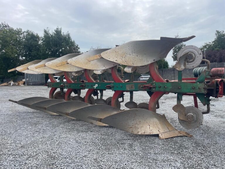 Kverneland ED 85-200 5 Furrow Reversible Plough