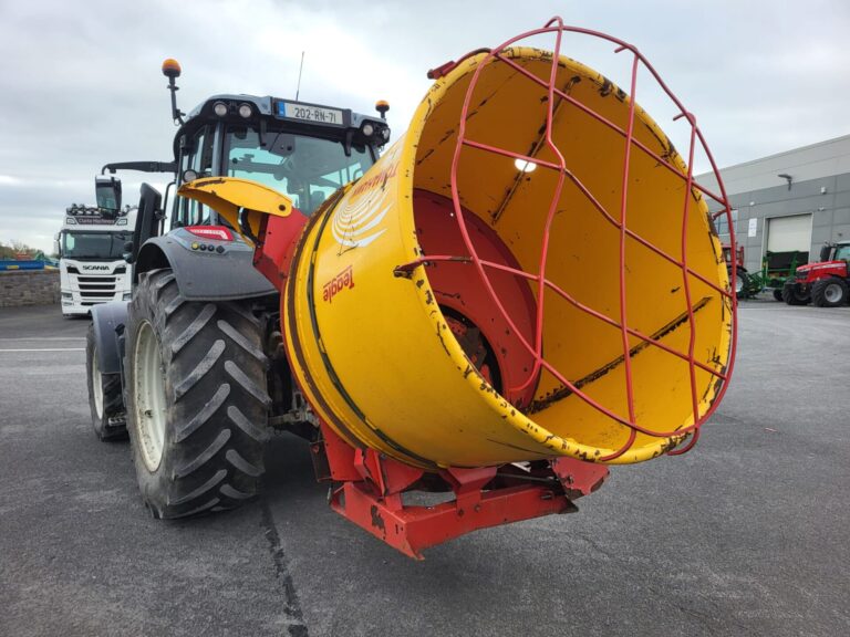 Teagle Tomahawk 4040 Straw Blower