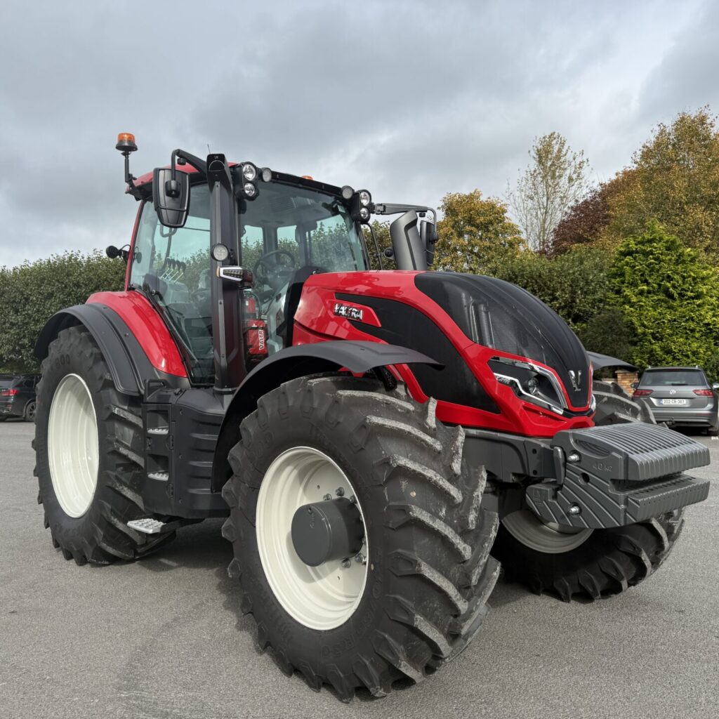 Valtra T195 Active Tractor