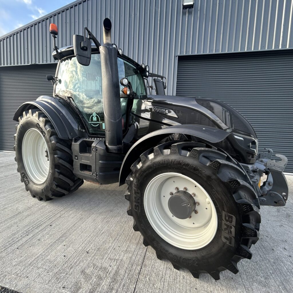 Valtra T174V Tractor