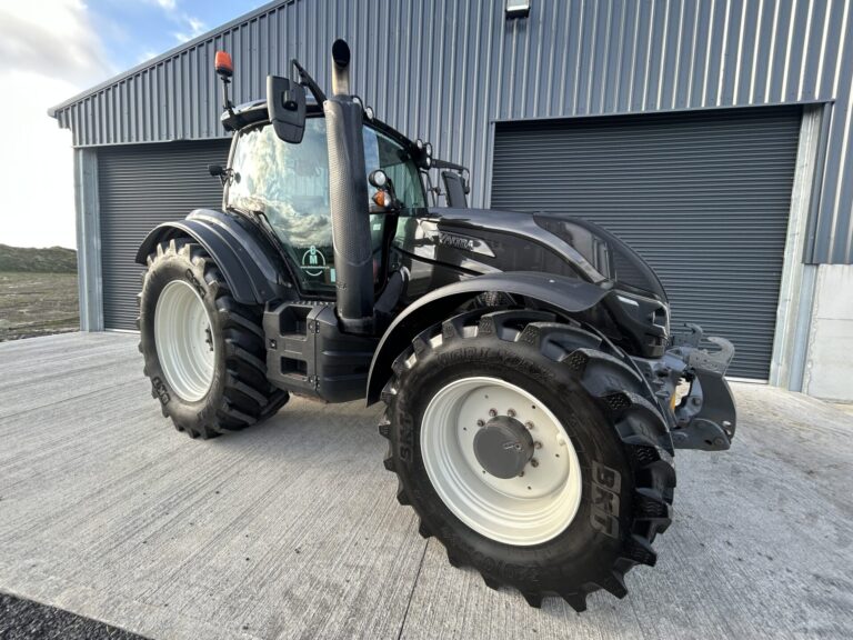 Valtra T174V Tractor