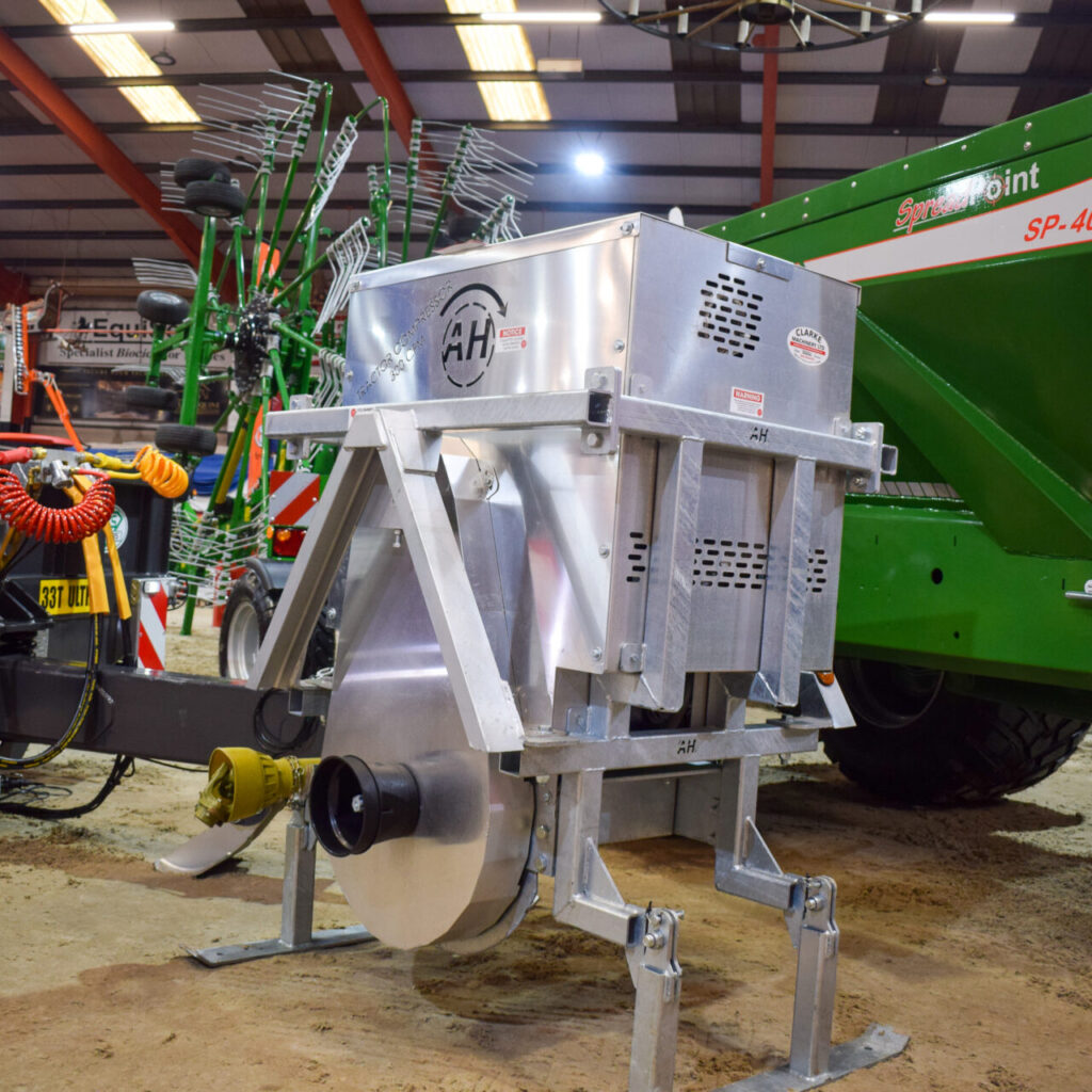 AH Tractor Compressor – 300 CFM