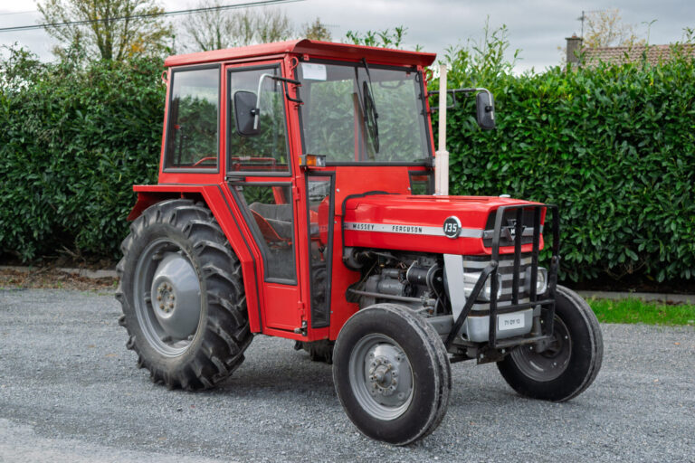 Massey Ferguson 135