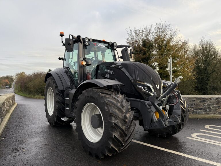 2024 Valtra T195 Versu Tractor