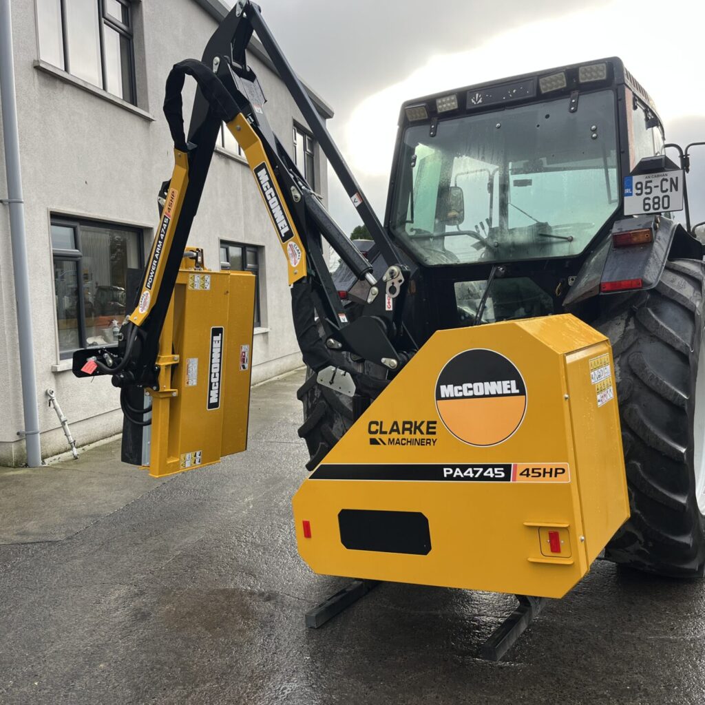 McConnel PA4745 Hedgecutter