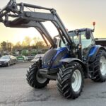 Valtra N174A Tractor c/w G5S Loader