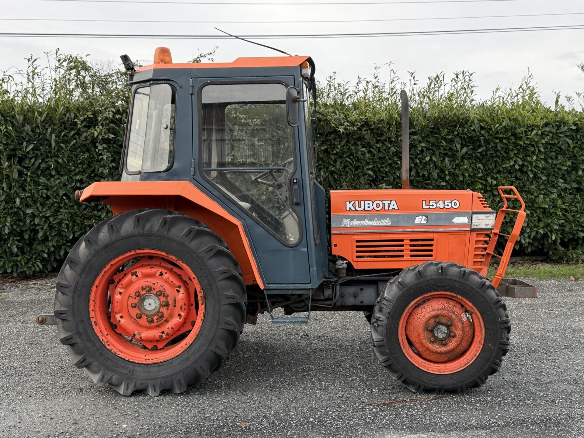 Kubota L5450 Tractor Operator's Manual – Peaceful Creek Reproduction (All Years, 54 Pages)