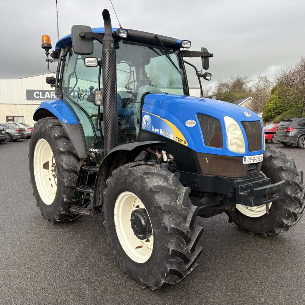 New Holland T6010