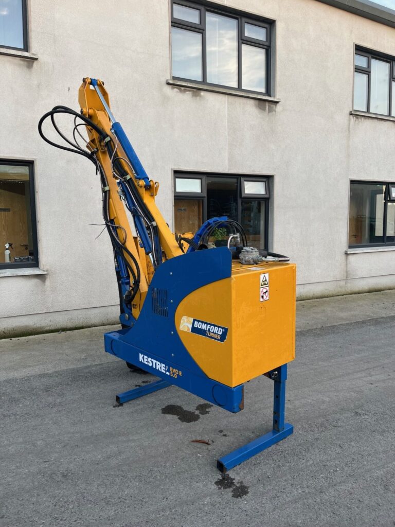 Bomford Kestral Hedgecutter