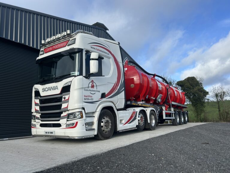 Redrock 6500 Gallon Tanker on Dennison Chassis