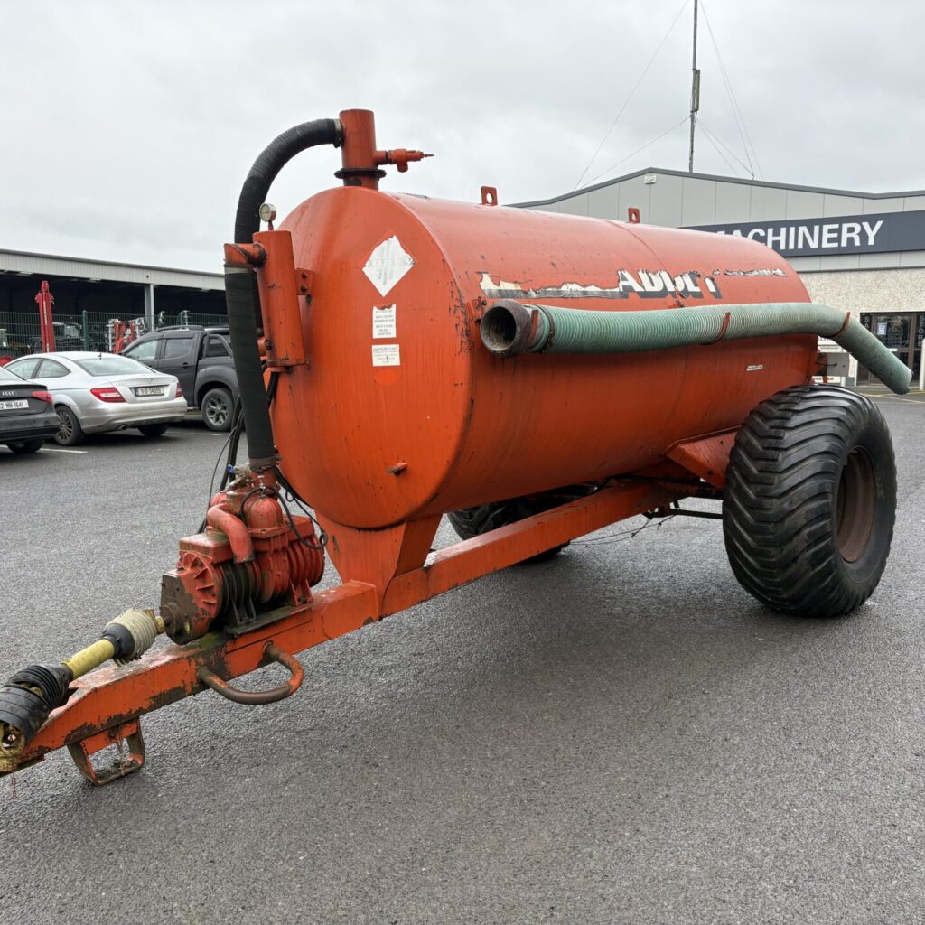 Abbey 1100 Gallon Slurry Tank