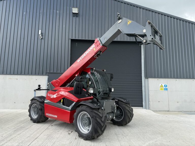 Weidemann 6025 Loader