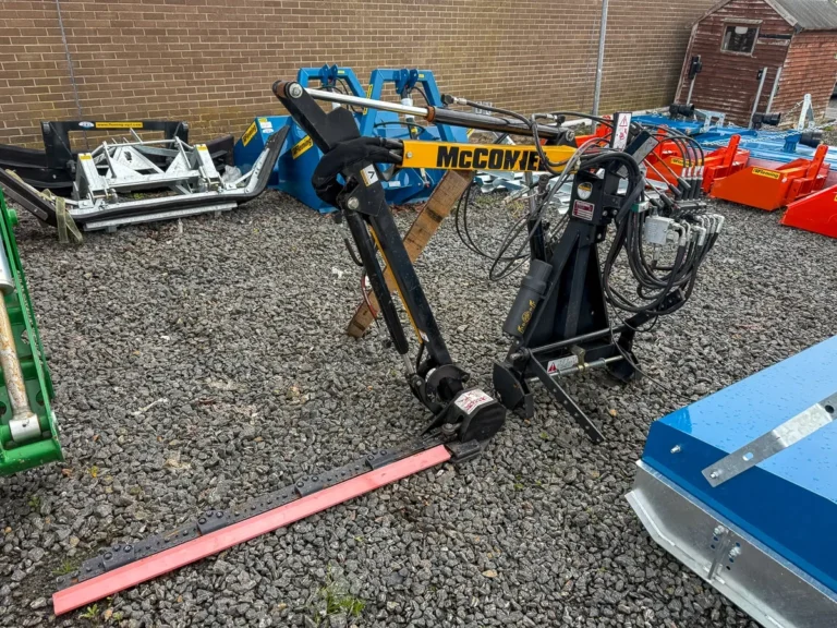 McConnel Swingtrim Hedgetrimmer