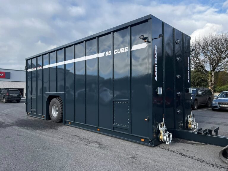 18,700 Gallon Nurse Tank