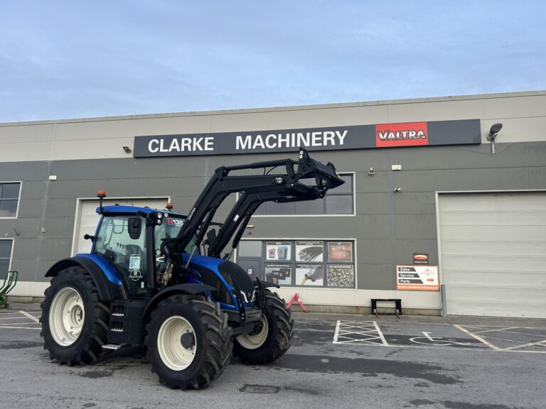 Valtra N135 Active