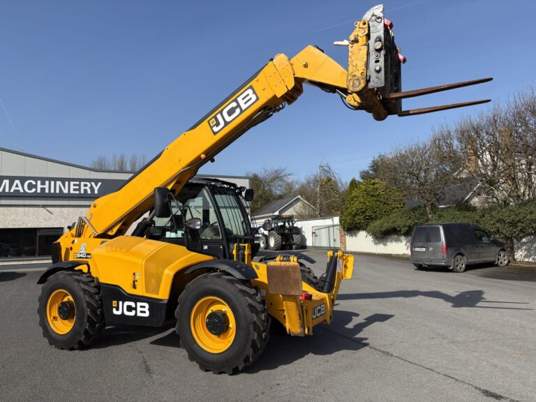 JCB 540/140 Hi Viz Telehandler