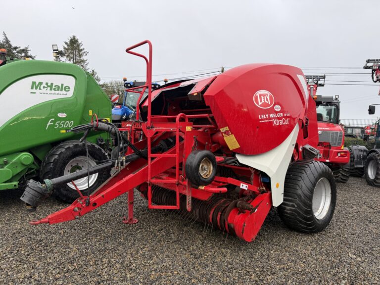 Welger RP245 Xtracut Round Baler