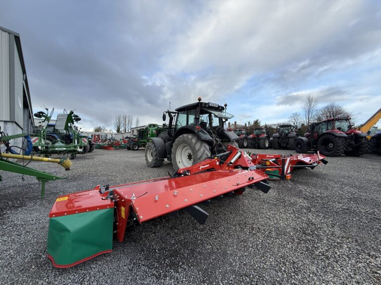 Kverneland 5087MT Butterfly Mowers